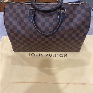 Louis Vuitton Speedy 35